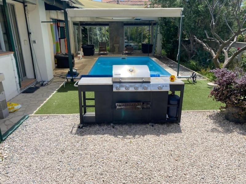 Chambre Chez L'Habitant Avec Piscine Marsella Exterior foto