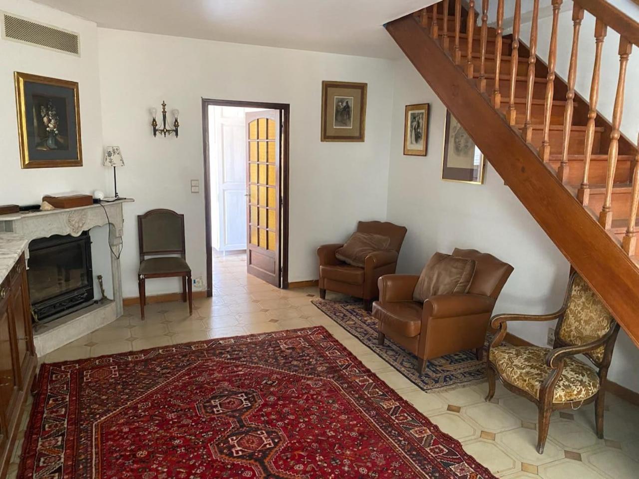 Chambre Chez L'Habitant Avec Piscine Marsella Exterior foto