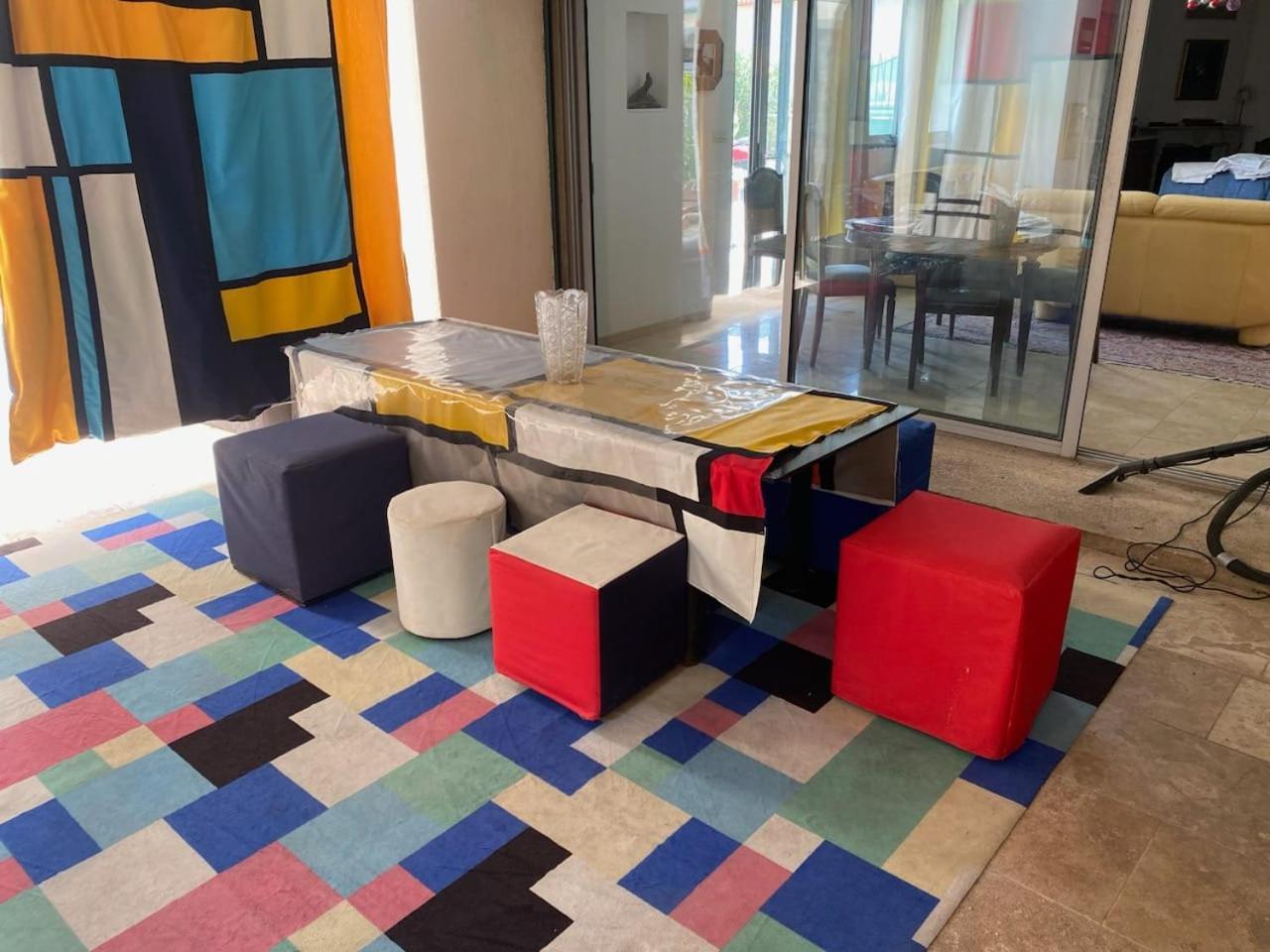 Chambre Chez L'Habitant Avec Piscine Marsella Exterior foto